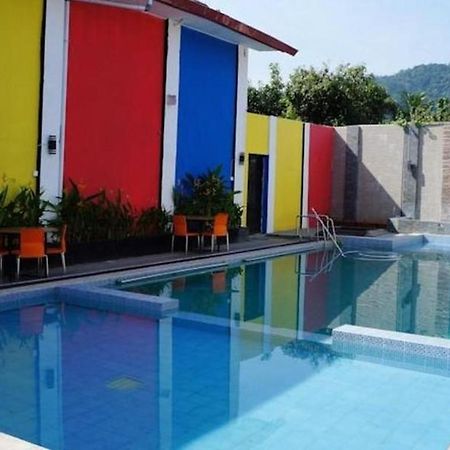 Hotel Ranah Bundo Паданг Екстериор снимка